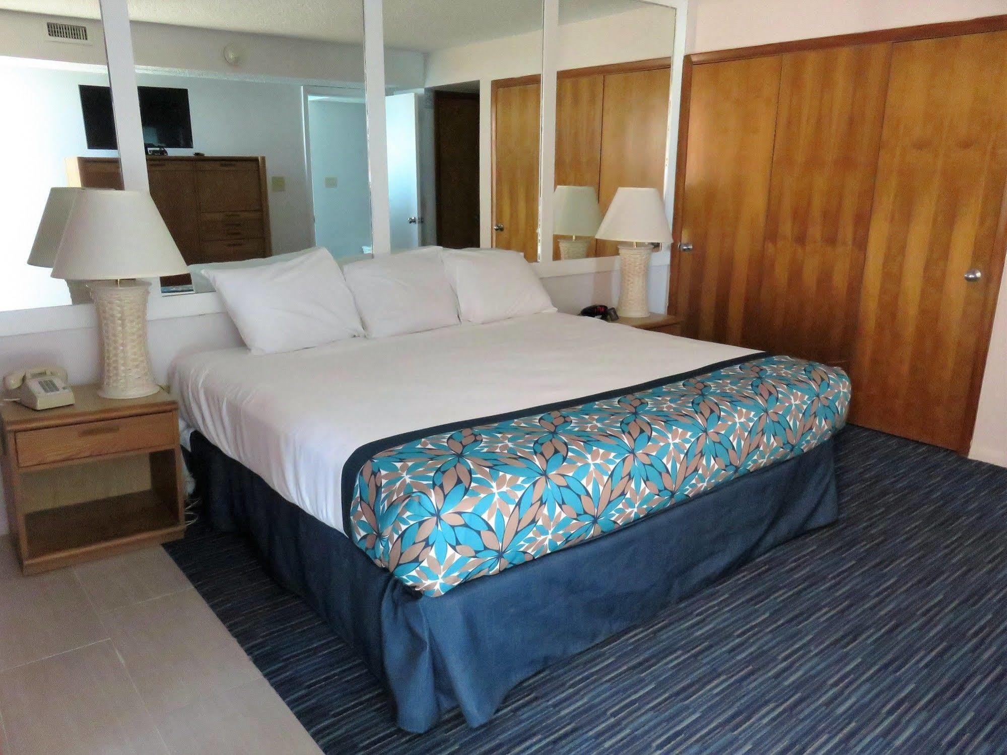 Oceanique Resort Indian Harbour Beach ภายนอก รูปภาพ